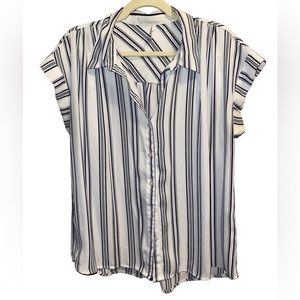 Womens Nordstrom button up striped top short sleeve blue lavender purple white